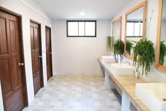 Mixed Dormitory Room