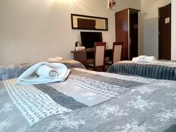 Üç Kişilik Oda