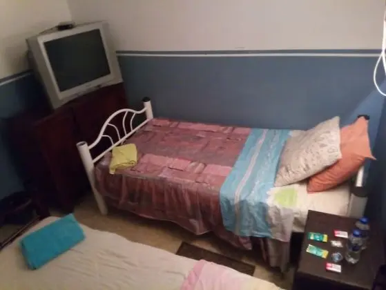 Tek Büyük Yataklı Oda, 2 Tek Kişilik Yatak