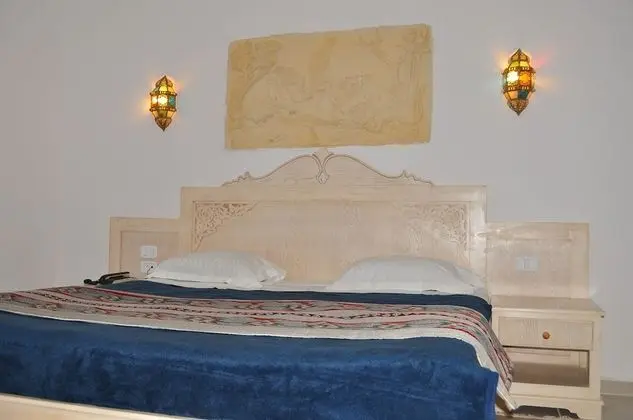 Üç Kişilik Oda