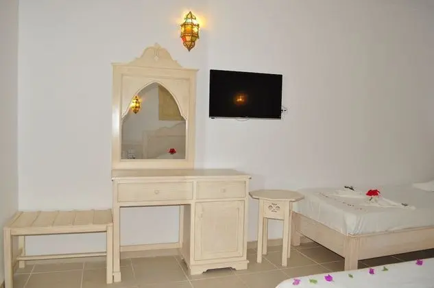 Üç Kişilik Oda