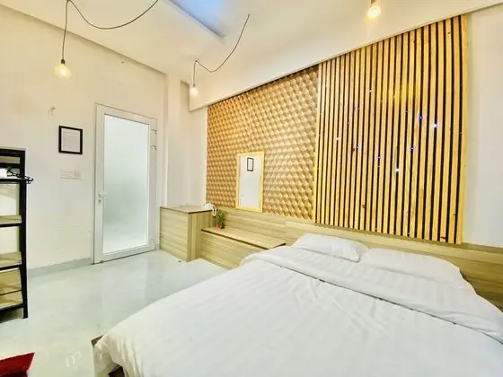 Basic Oda, Tepe Manzaralı