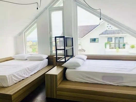 Basic Tek Büyük Yataklı Oda, Tepe Manzaralı