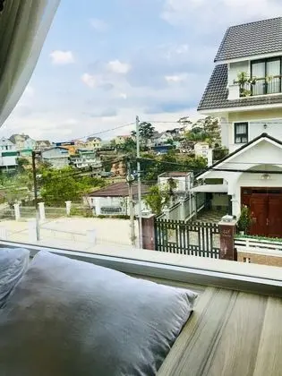 Basic Tek Büyük Yataklı Oda, Tepe Manzaralı