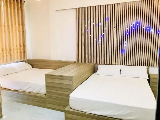 Basic Üç Kişilik Oda, Dağ Manzaralı