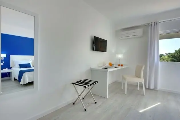 Classic Tek Büyük veya İki Ayrı Yataklı Oda