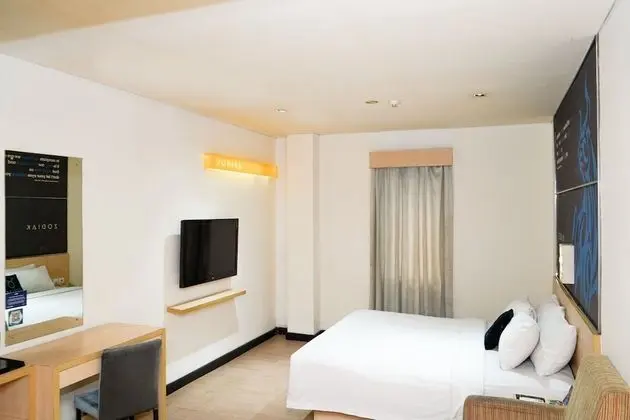 Suite King Room Only