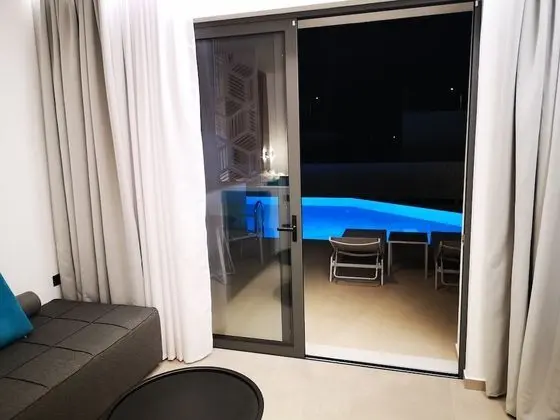 Süit, Kişiye Özel Havuzlu, Havuz Manzaralı