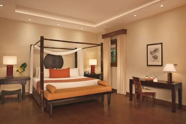 3-Bedroom Villa Caney Garden View