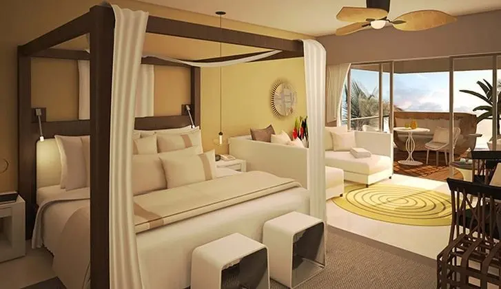 Junior Suite Ocean View King