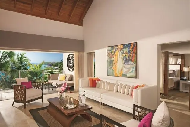 Junior Suite Tropical View Double