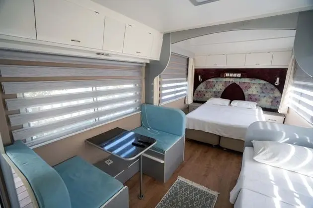 Karavan (3 Kişilik)