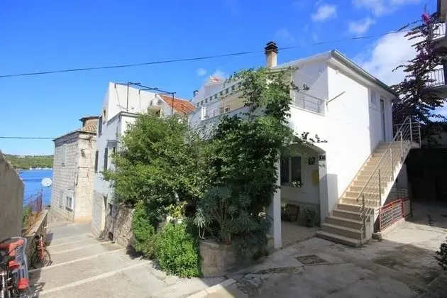 Apart Daire (Zoki - great location close to the se)