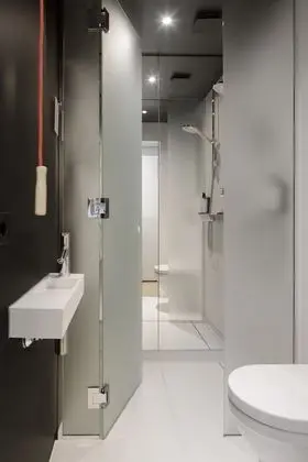 Zoku Room