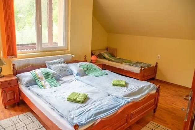 Tek Büyük Yataklı Oda