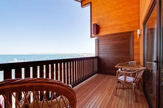 Superior Bungalov, 1 En Büyük (King) Boy Yatak, Sigara İçilmez, Deniz Manzaralı