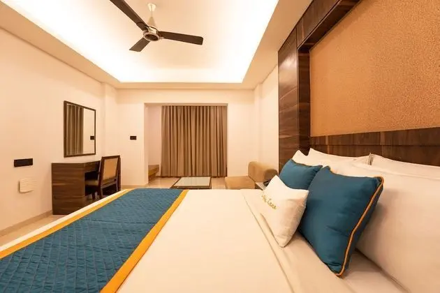 Connect Rooms