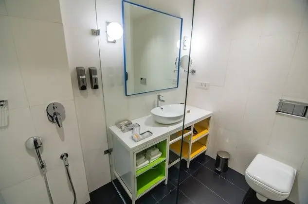 Standard Tek Büyük veya İki Ayrı Yataklı Oda, 1 Çift Kişilik Yatak (Zone Deluxe)