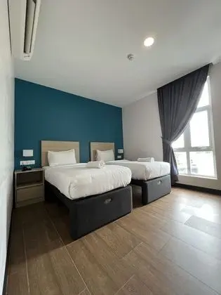 Deluxe Twin Single Room