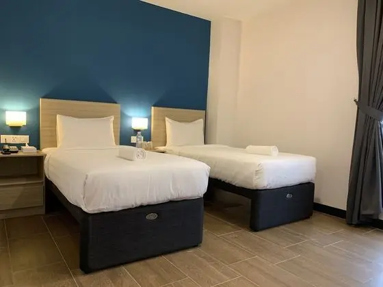 Deluxe Twin Single Room