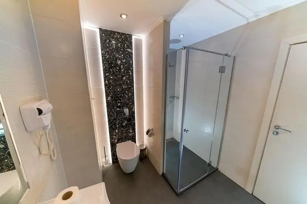 Deluxe Tek Büyük Yataklı Oda, 1 En Büyük (King) Boy Yatak