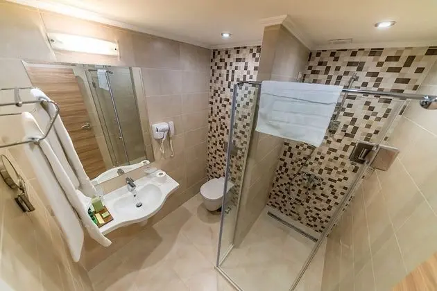 Standard Oda (Free room upgrade upon availability)