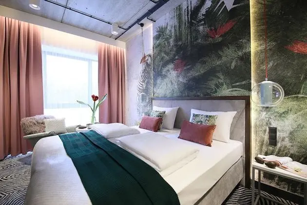 Deluxe Tek Büyük Yataklı Oda, Balkon