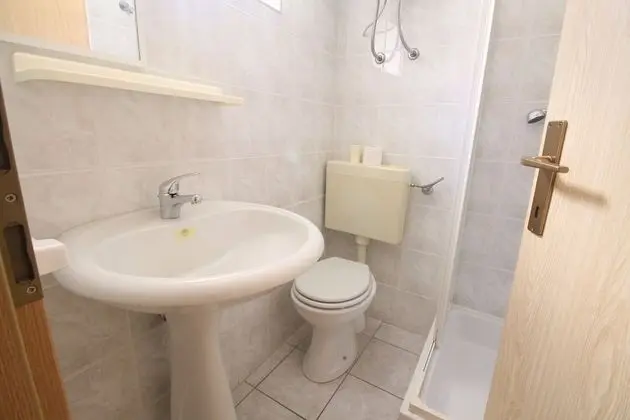 Apart Daire (Zora - garden terrace and grill - A5()