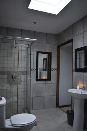 Classic Tek Büyük Yataklı Oda