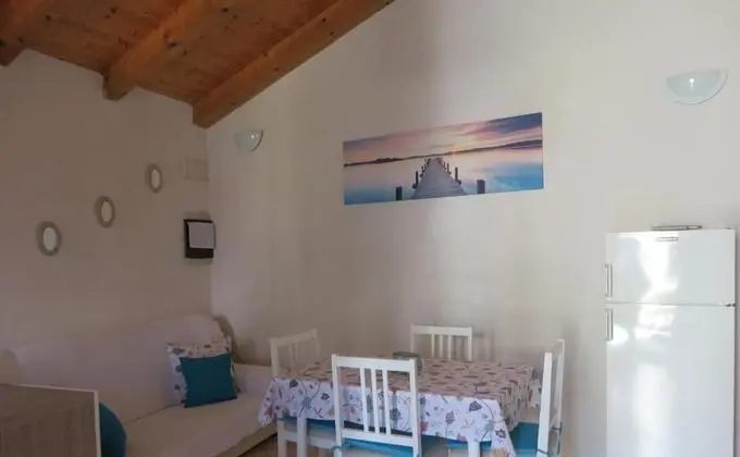 Ev (Two Bedroom Holiday Home with Terrace)