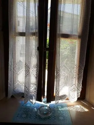 Ev (Two Bedroom Holiday Home with Terrace)