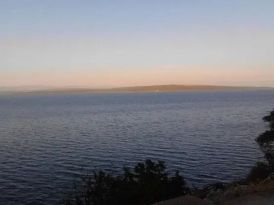 Ev (Two Bedroom Holiday Home with Terrace)