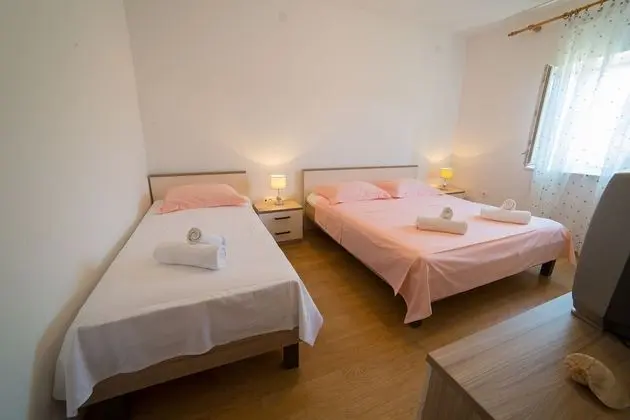 Apart Daire (Zora - with large garden terrace - A()