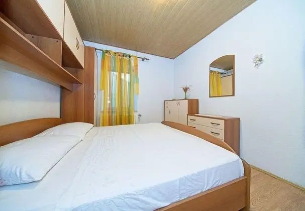 Apart Daire (Zoran - 30 m from beach - A1(4))