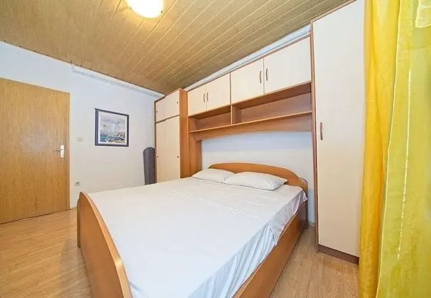 Apart Daire (Zoran - 30 m from beach - A1(4))