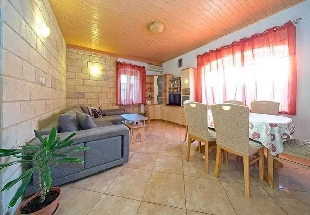 Apart Daire (Zoran - 30 m from beach - A1(4))