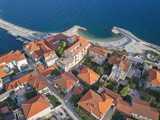 Apart Daire (Zoran - 30 m from beach - A1(4))