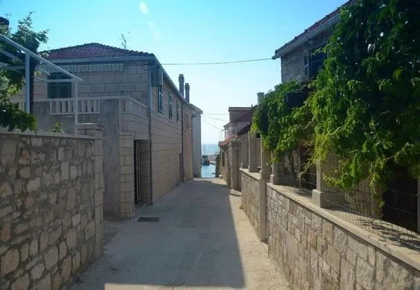 Apart Daire (Zoran - 30 m from beach - A1(4))