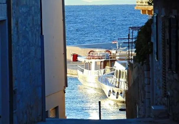 Apart Daire (Zoran - 30 m from beach - A1(4))