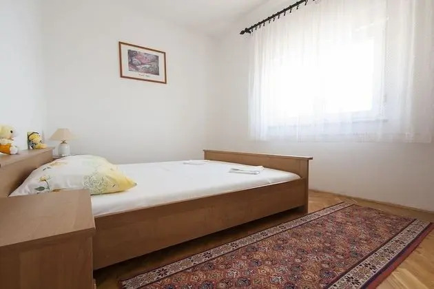 Apart Daire (Zoran - 400 m from beach - C3(4))