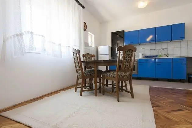Apart Daire (Zoran - 400 m from beach - C3(4))