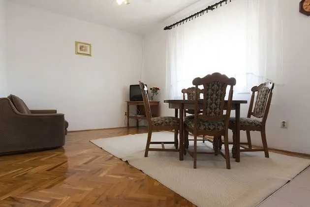 Apart Daire (Zoran - 400 m from beach - C3(4))