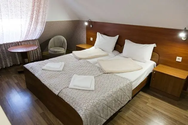 Standard Tek Büyük veya İki Ayrı Yataklı Oda