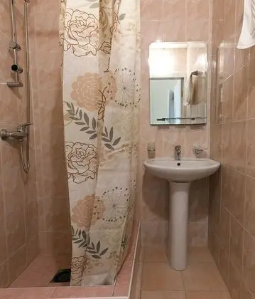 Standard Tek Büyük veya İki Ayrı Yataklı Oda