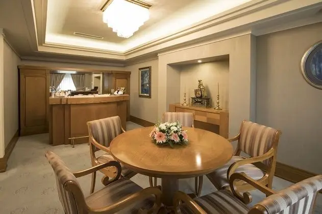 Presidential Süit, Birden Çok Yatak Odası, Jakuzi, Şehir Manzaralı