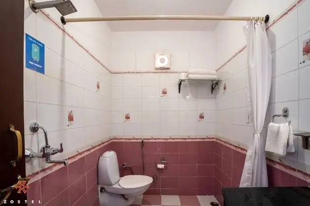 Deluxe Tek Büyük Yataklı Oda, 1 Büyük (Queen) Boy Yatak, Göl Manzaralı