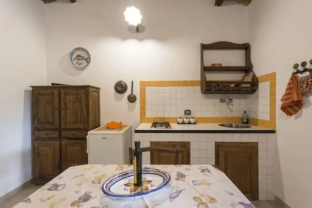 Standard Apart Daire, 1 Büyük (Queen) Boy Yatak ve Çekyat, Mutfak, Bahçe Manzaralı