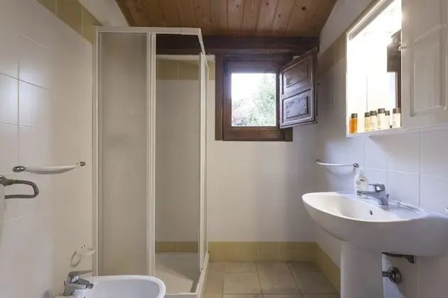Standard Apart Daire, 1 Büyük (Queen) Boy Yatak ve Çekyat, Mutfak, Bahçe Manzaralı