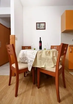 Apart Daire (Zrine - comfortable with a balcony - )
