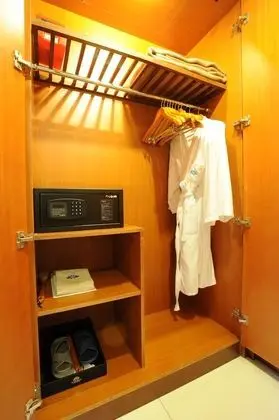 Comfort Süit, Göl Manzaralı